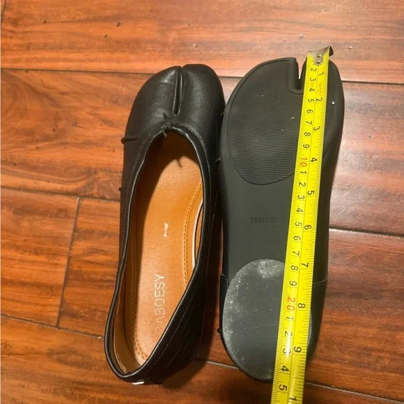 Raboesy Tabi Inspired Ballet Flat Size 9 - Picture 12 of 13